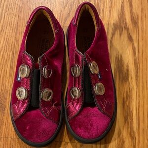 Kids pink velvet Shoes with Heart Accents